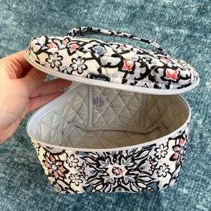 Vera Bradley bag